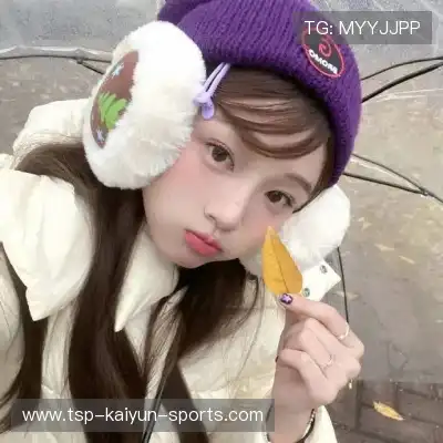 杜严谦